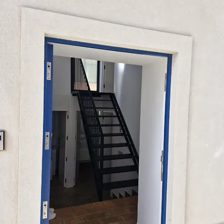 Willa River View Terrace *