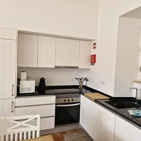 Willa River View Terrace