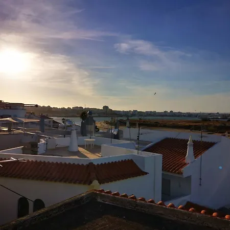 Willa River View Terrace *